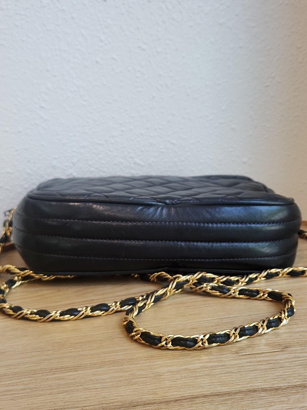 Vintage Jay Herbert Quilted Black Leather Crossbody Bag Gold Chain and Tassel - Picture 4 of 7